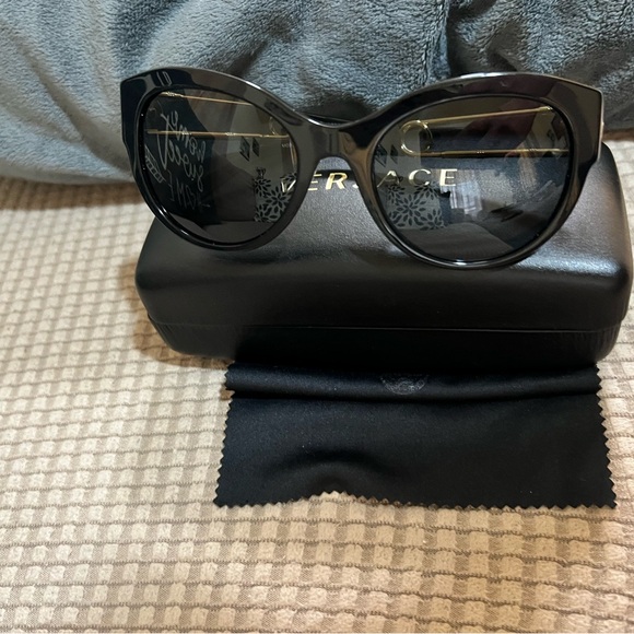 Versace Black Cat-Eye Sunglasses - Picture 9 of 9